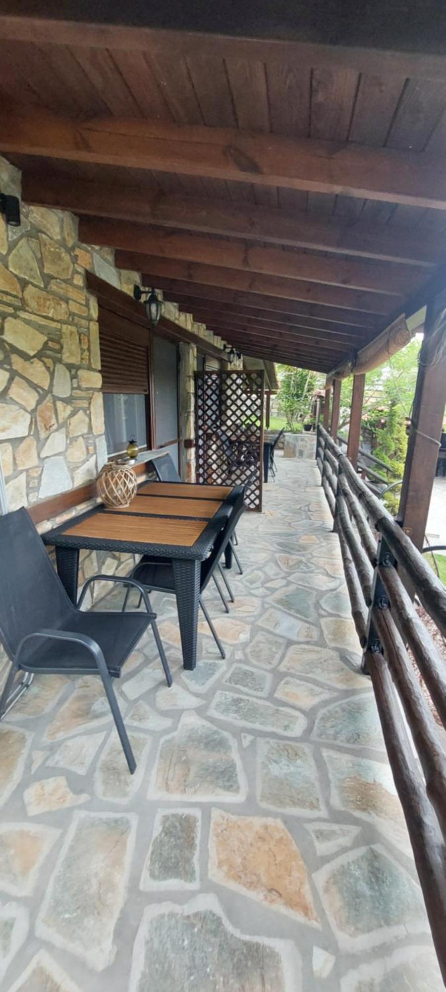 Dimitris' - 1